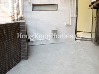 Private Terrace off Entranceway