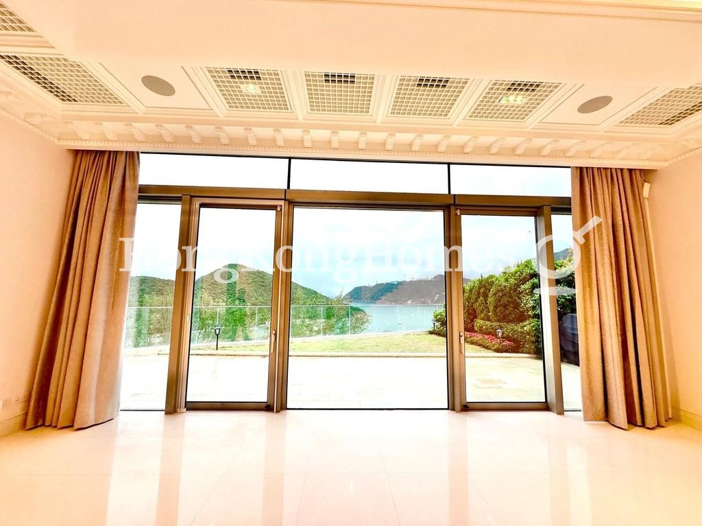 Living and Dining Room