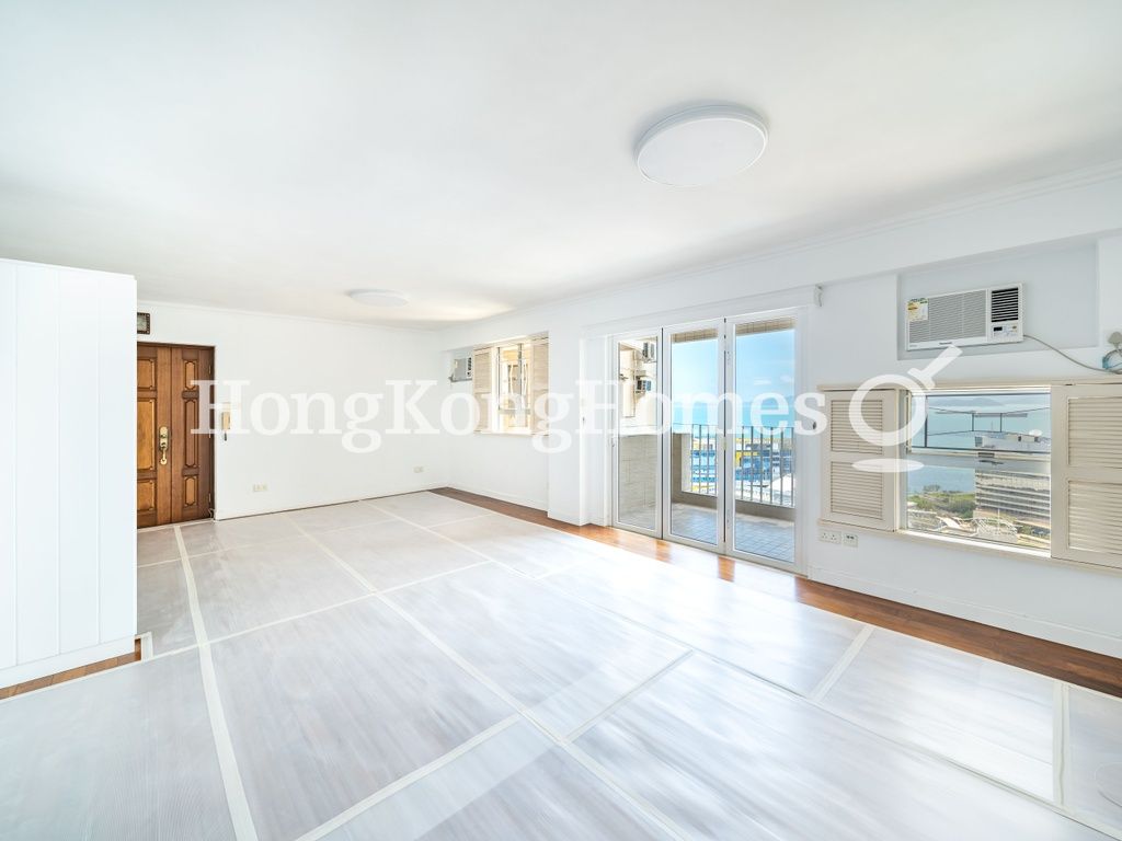 Living and Dining Room