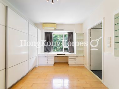 Fourth Ensuite Bedroom