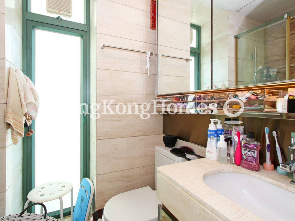 Second Ensuite Bathroom