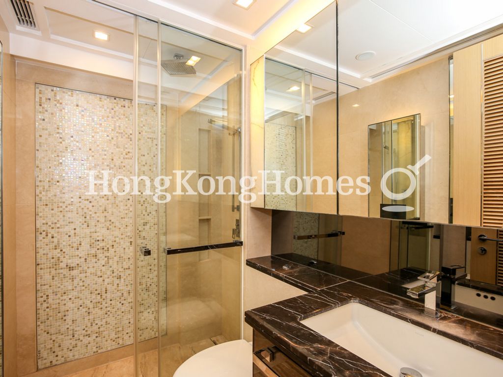 Second Ensuite Bathroom