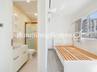 Second Ensuite Bedroom