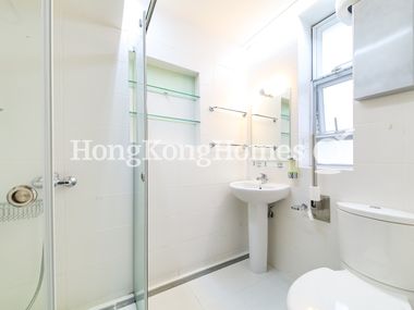 Second Ensuite Bathroom