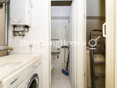 Maid's Room and Washroom