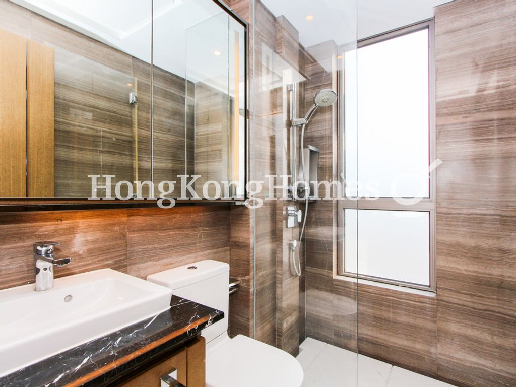 Second Ensuite Bathroom