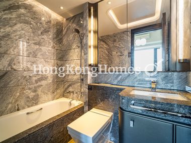 Second Ensuite Bathroom