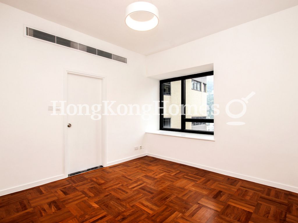 Second Ensuite Bedroom