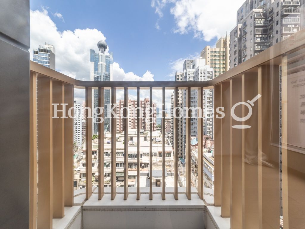 Master Bedroom Off Balcony