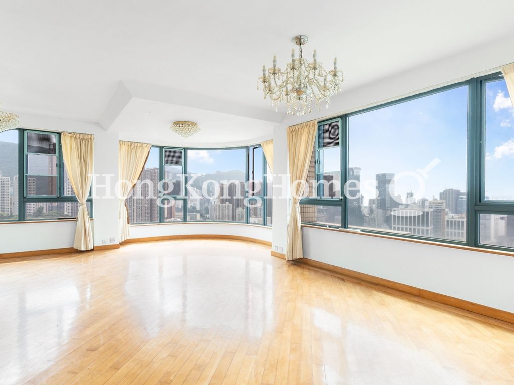 Living and Dining Room