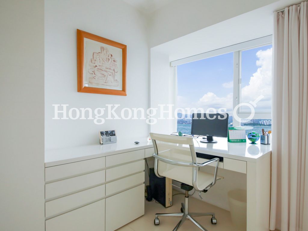 Study off Dining Area