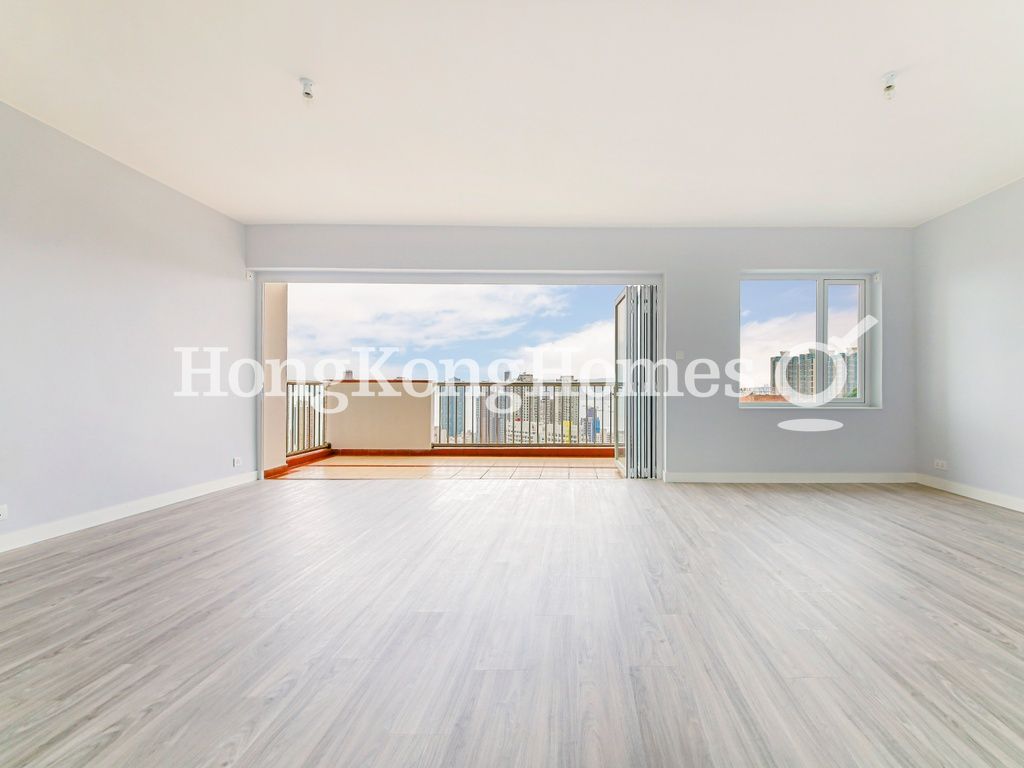 Living and Dining Room