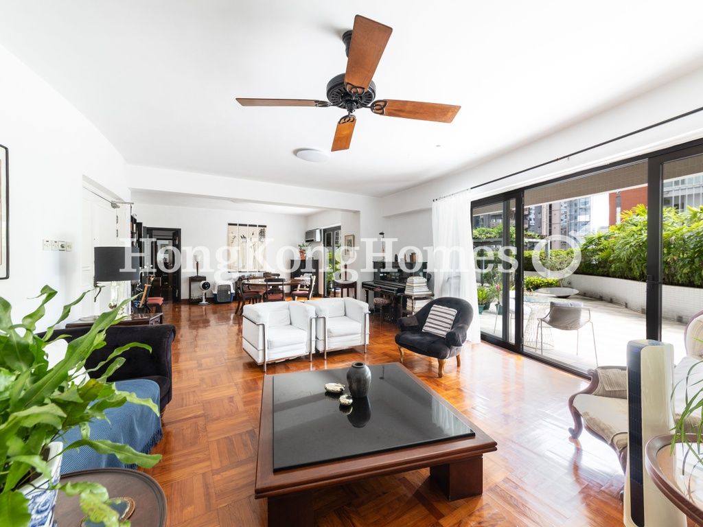 Living and Dining Room