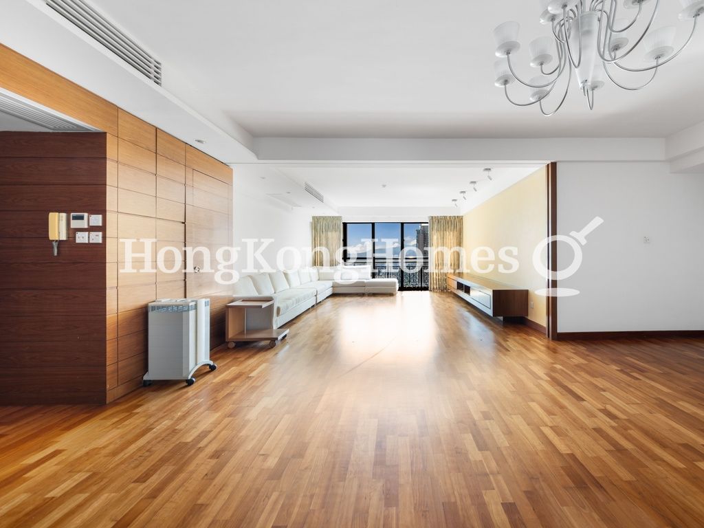 Living and Dining Room