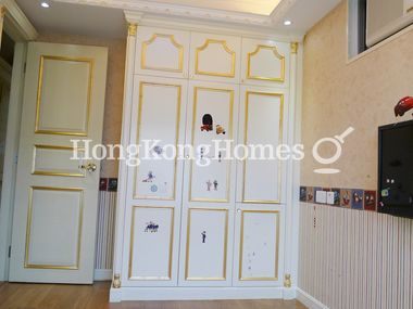 Built-in Wardrobe in Second Bedroom