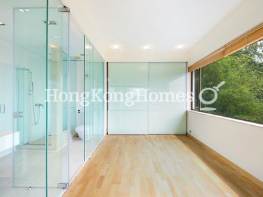 Third Ensuite Bathroom