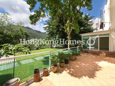 Private Terrace off Living & Dining Room