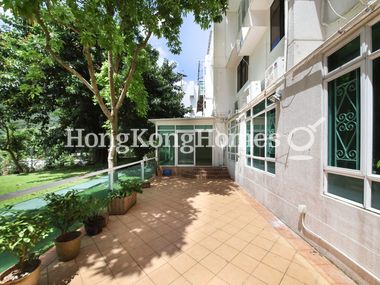 Private Terrace off Living & Dining Room