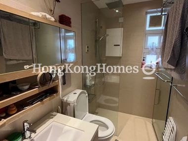 Second Ensuite Bathroom