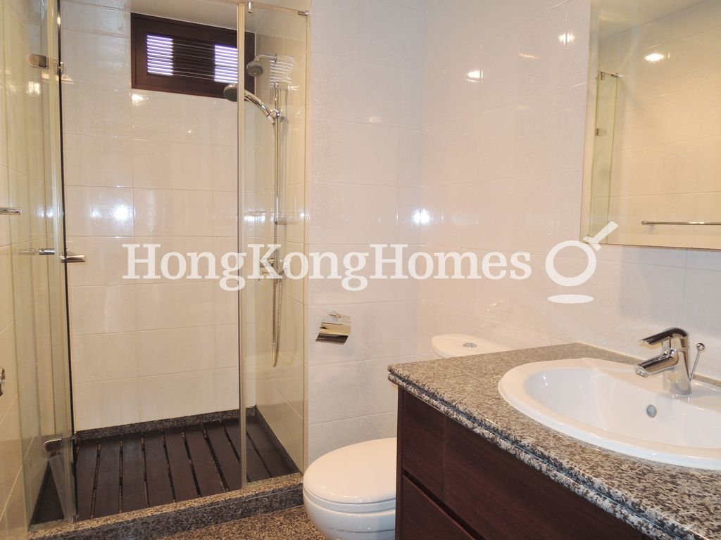 Second Ensuite Bathroom