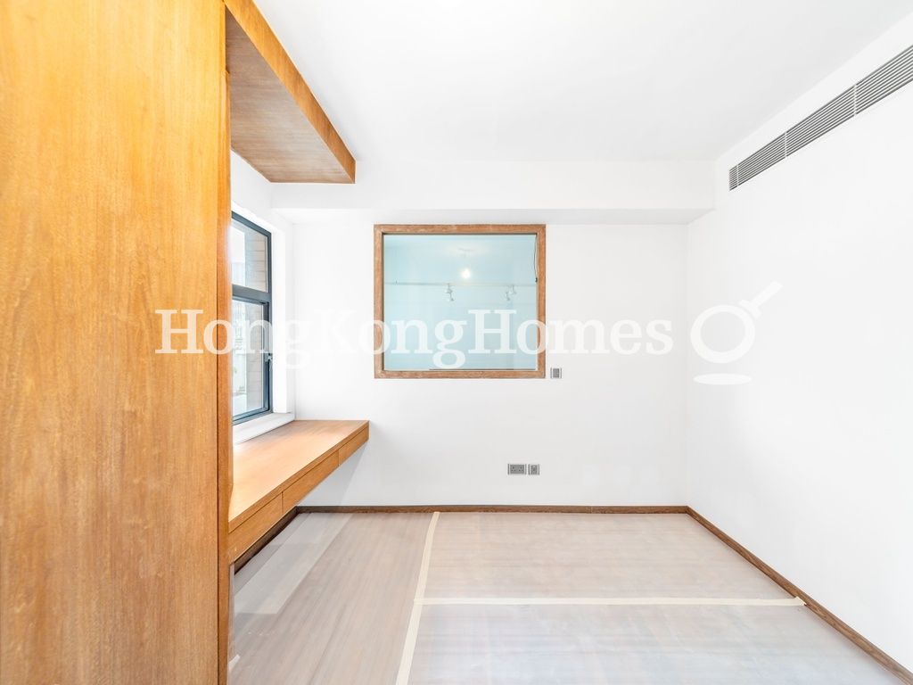 Fourth Ensuite Bedroom