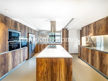 Open Kitchen