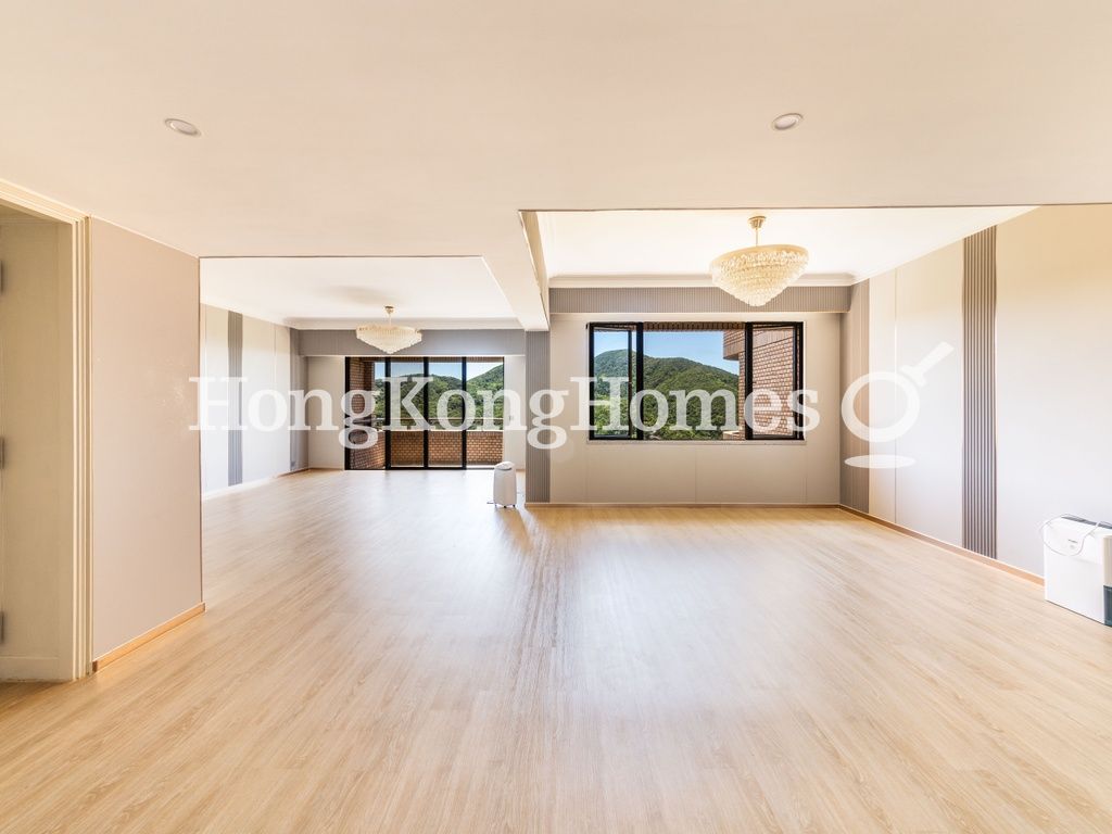 Living and Dining Room