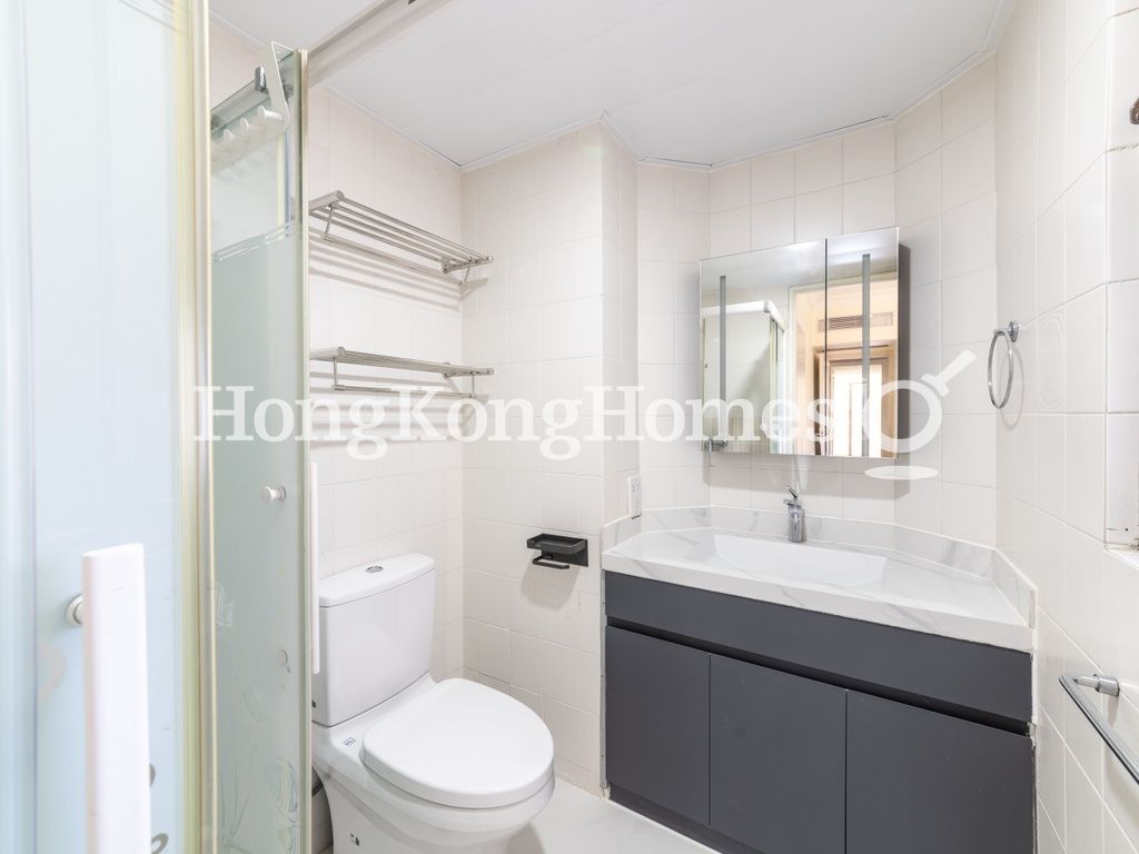 Second Ensuite Bathroom