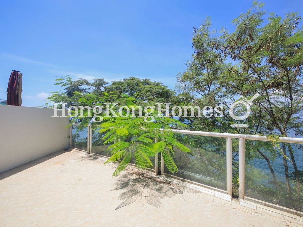 Private Terrace off Living & Dining Room