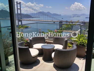 Private Terrace off Living & Dining Room