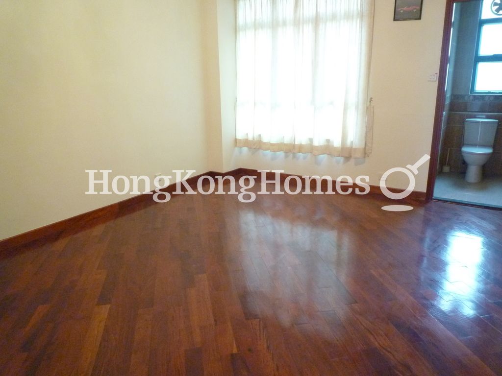 Third Ensuite Bedroom