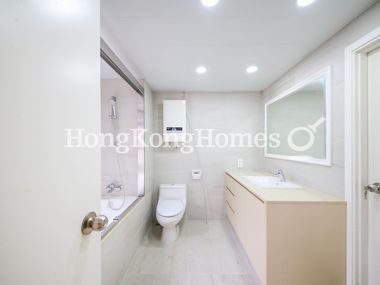 Second Ensuite Bathroom