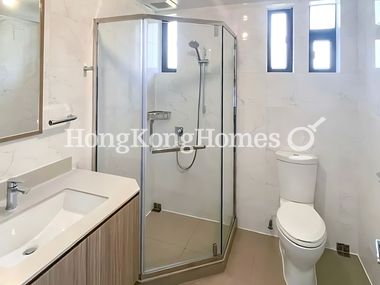 Second Ensuite Bathroom