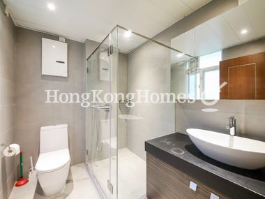 Second Ensuite Bathroom