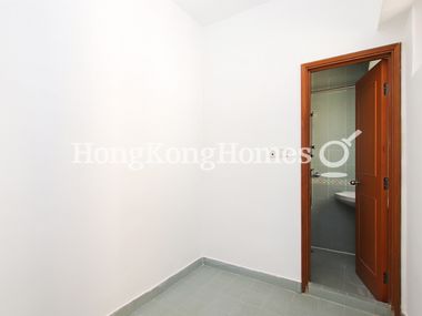 Maid's Room and Washroom