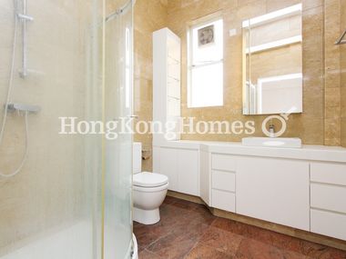 Second Ensuite Bathroom