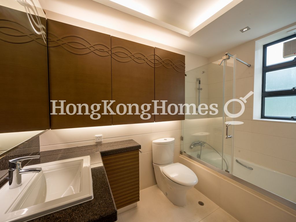 Second Ensuite Bathroom