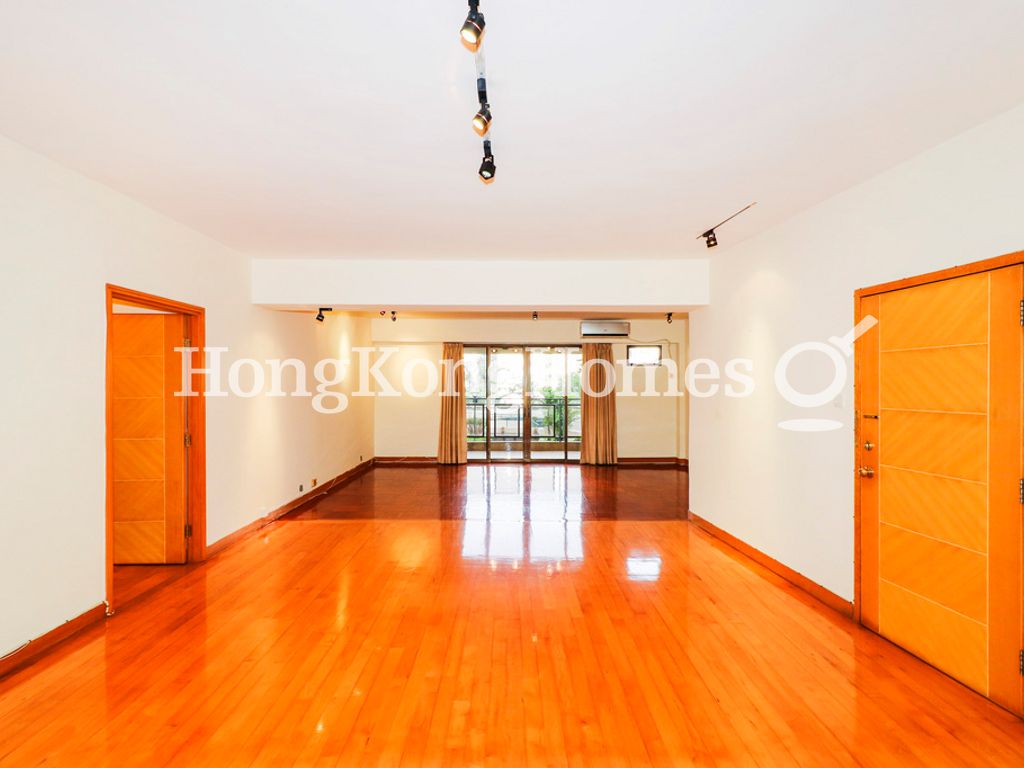 Living and Dining Room