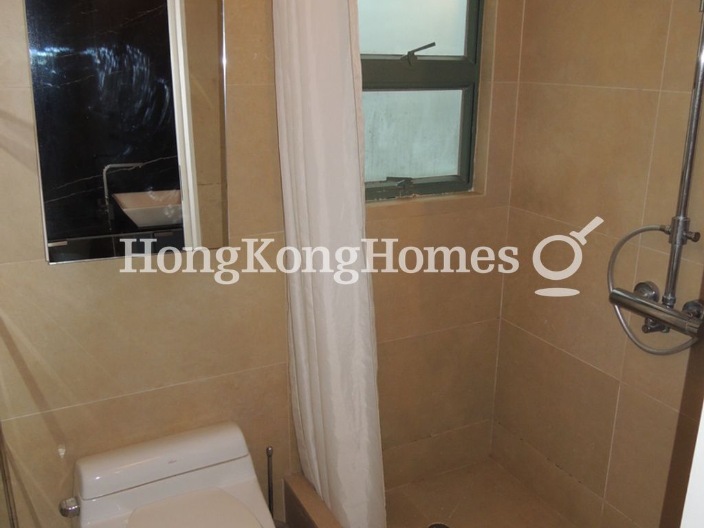 Second Ensuite Bathroom
