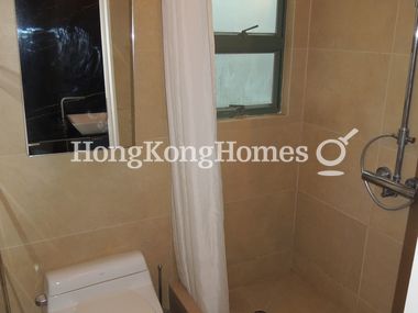 Second Ensuite Bathroom