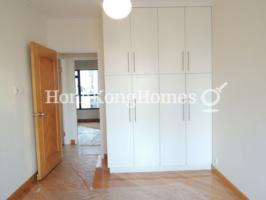 Built-in Wardrobe in Second Bedroom