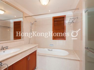 Second Ensuite Bathroom