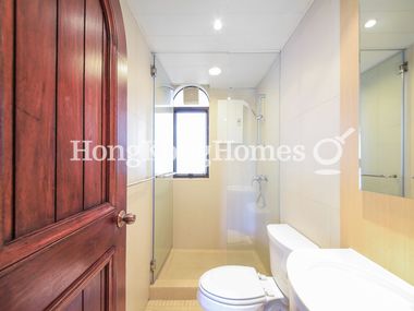 Second Ensuite Bathroom