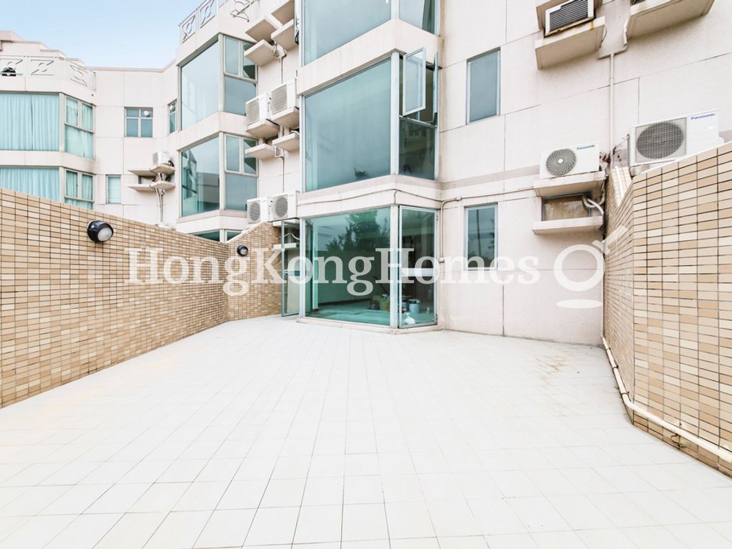 Private Terrace off Living and Dining Rm