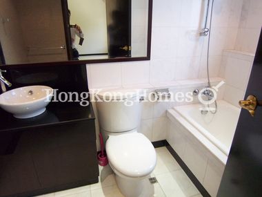 Second Ensuite Bathroom