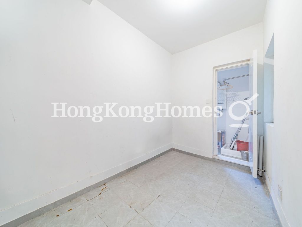 Maid's room and Washroom