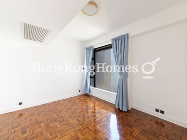 Second Ensuite Bedroom