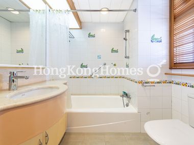 Second Ensuite Bathroom