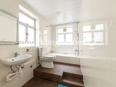 Second Ensuite Bathroom