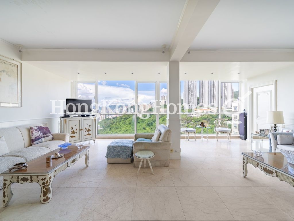 Living and Dining Room